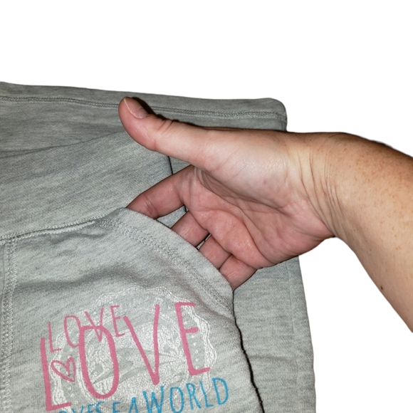 Sea World Capris - Picture 8 of 11